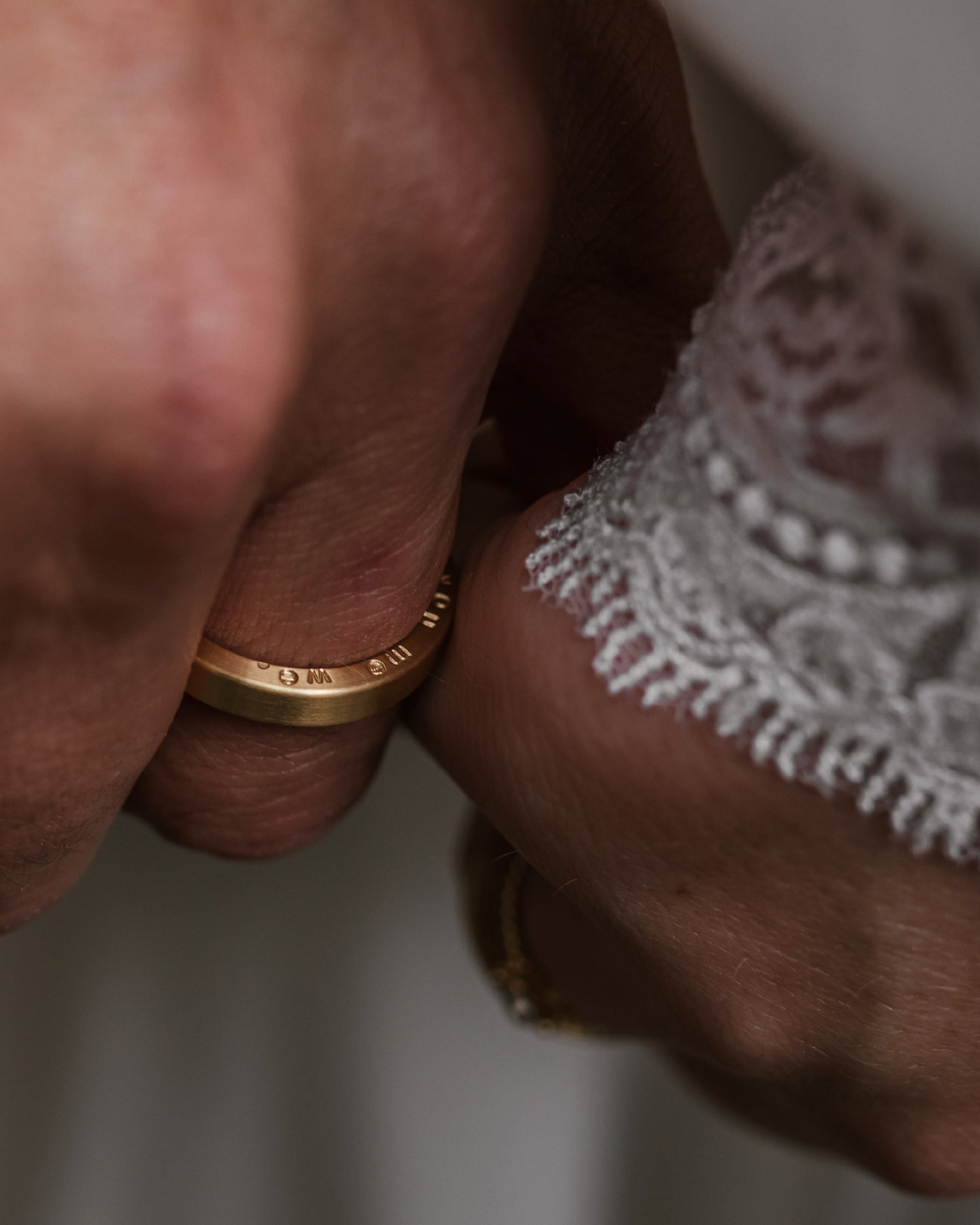 MIMOS Trauringpaar - Gelbgold 585